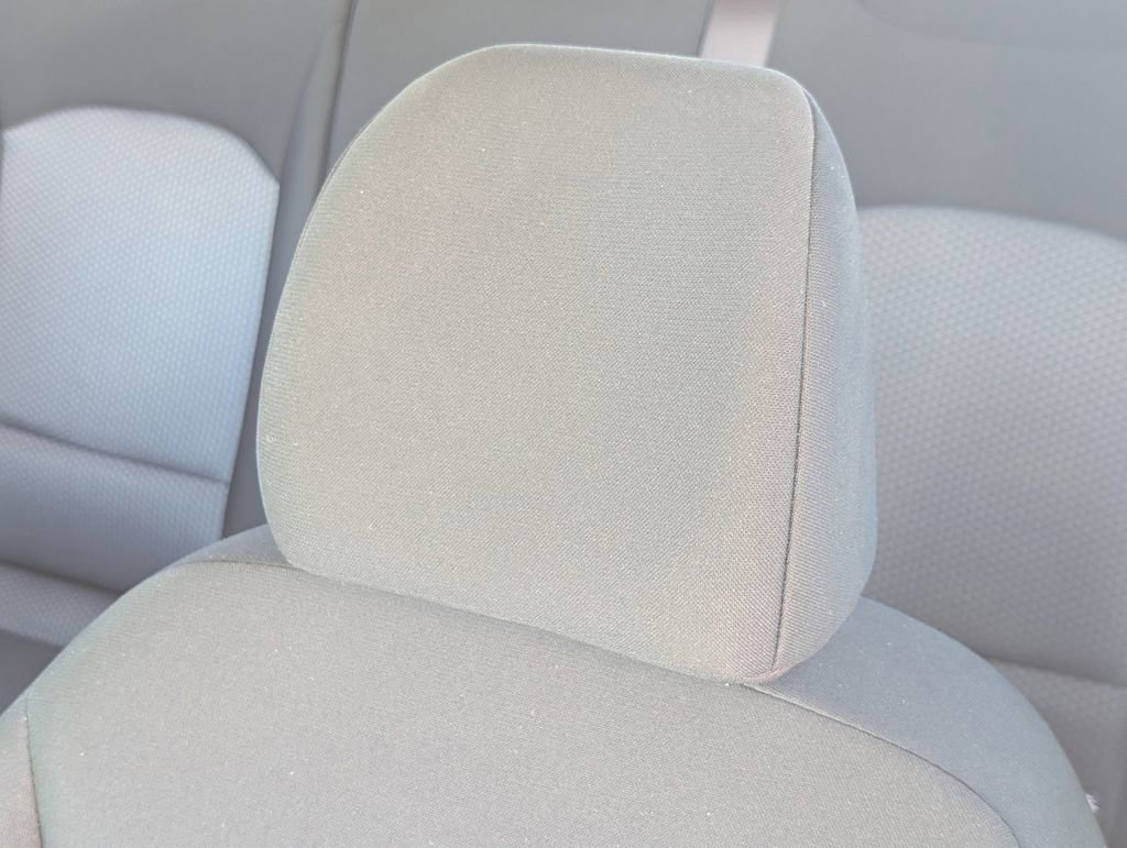 Certified 2025 Kia Soul LX image 15