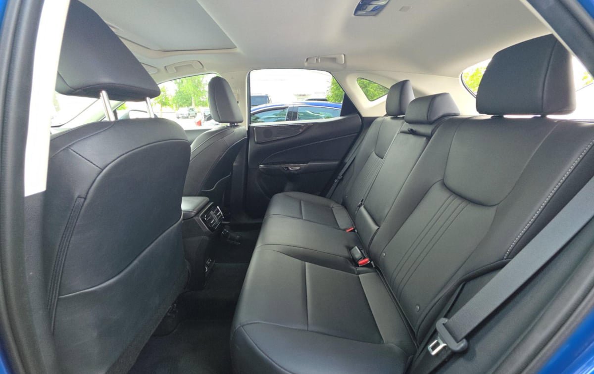 Used 2022 Lexus NX 350 AWD image 9