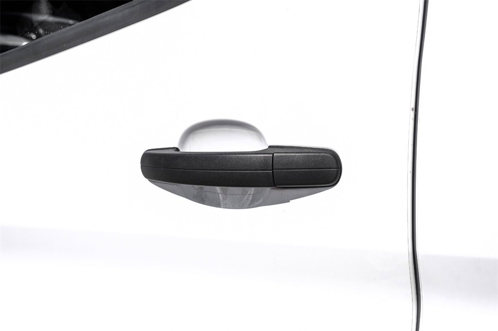 Used 2022 Ford E-Transit 148 High Roof Extended image 35