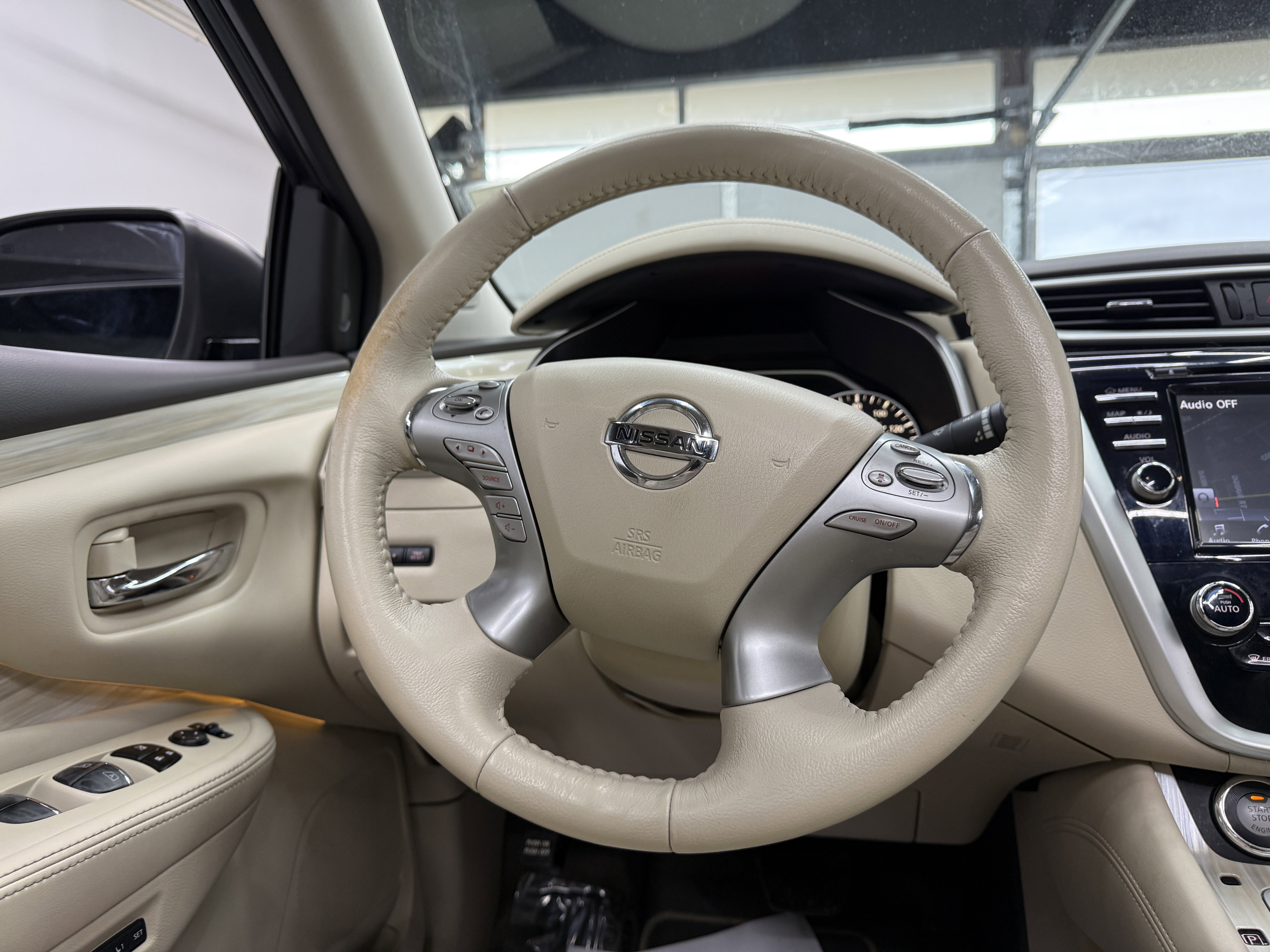 Used 2017 Nissan Murano Platinum image 14