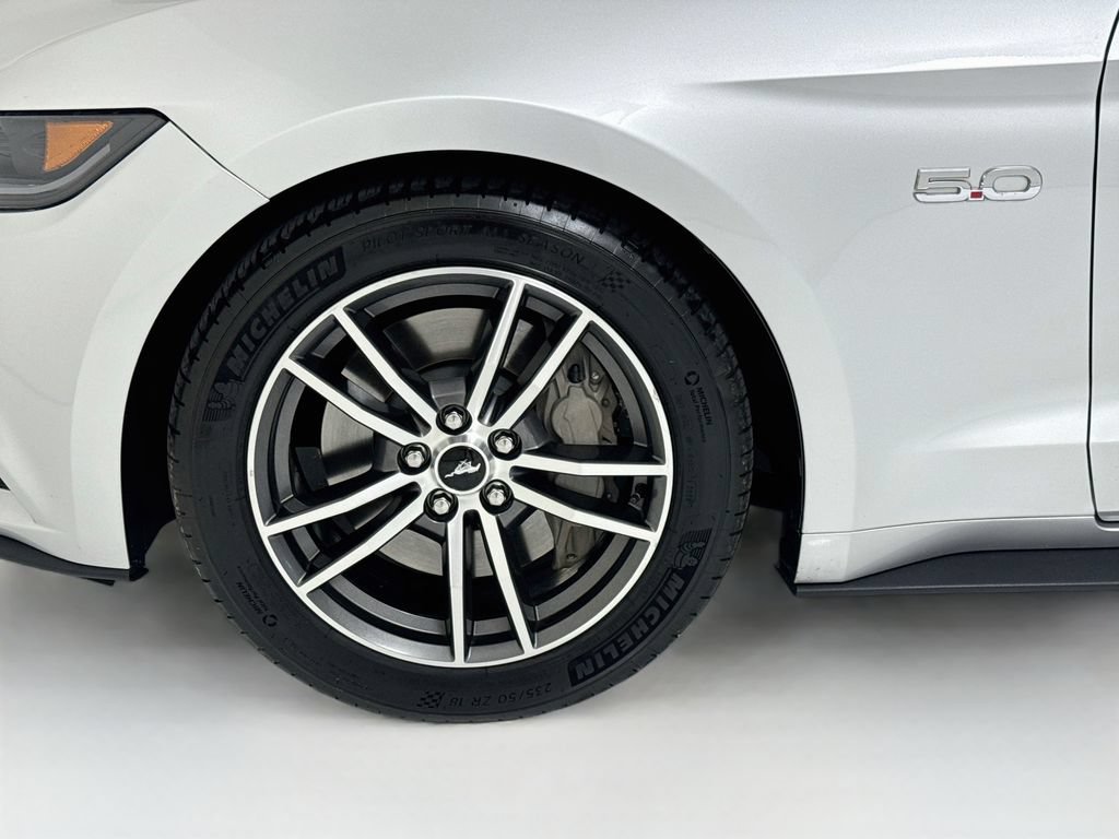 Used 2017 Ford Mustang GT Premium w/ Equipment Group 401A RWD image 30