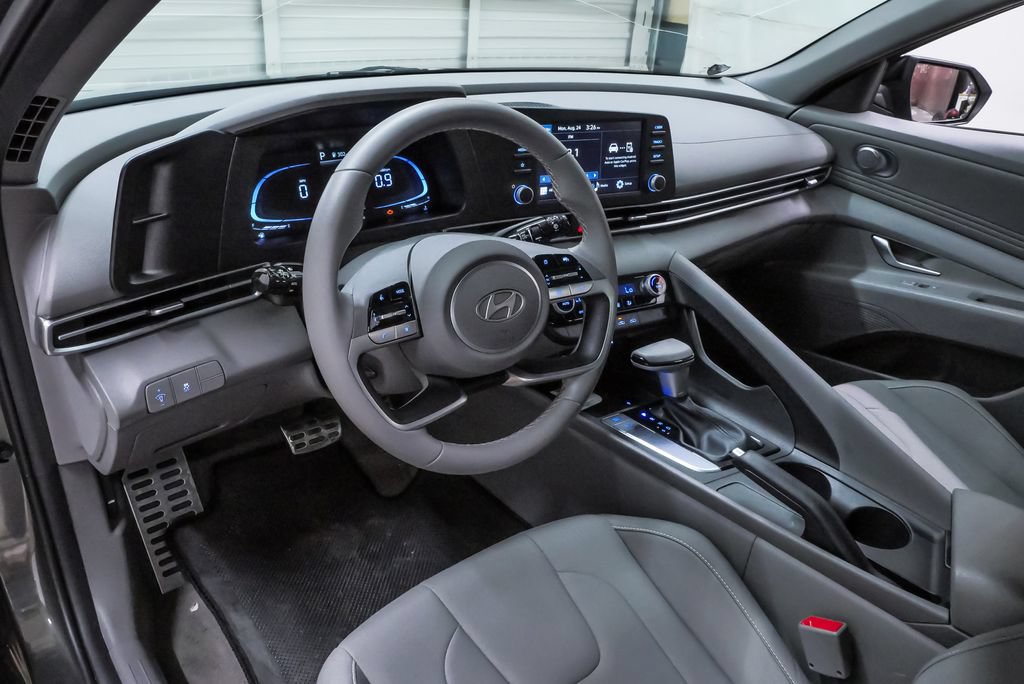 Certified 2026 Hyundai Elantra Sport FWD image 2