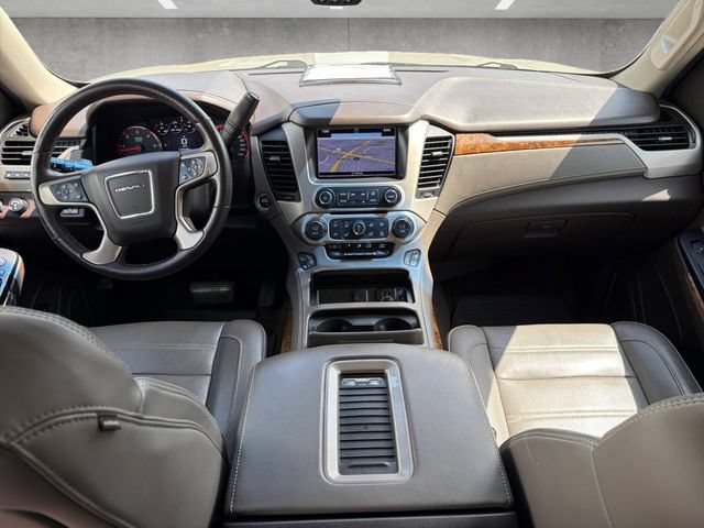 Used 2015 GMC Yukon XL Denali w/ Premium Package AWD/4WD image 20