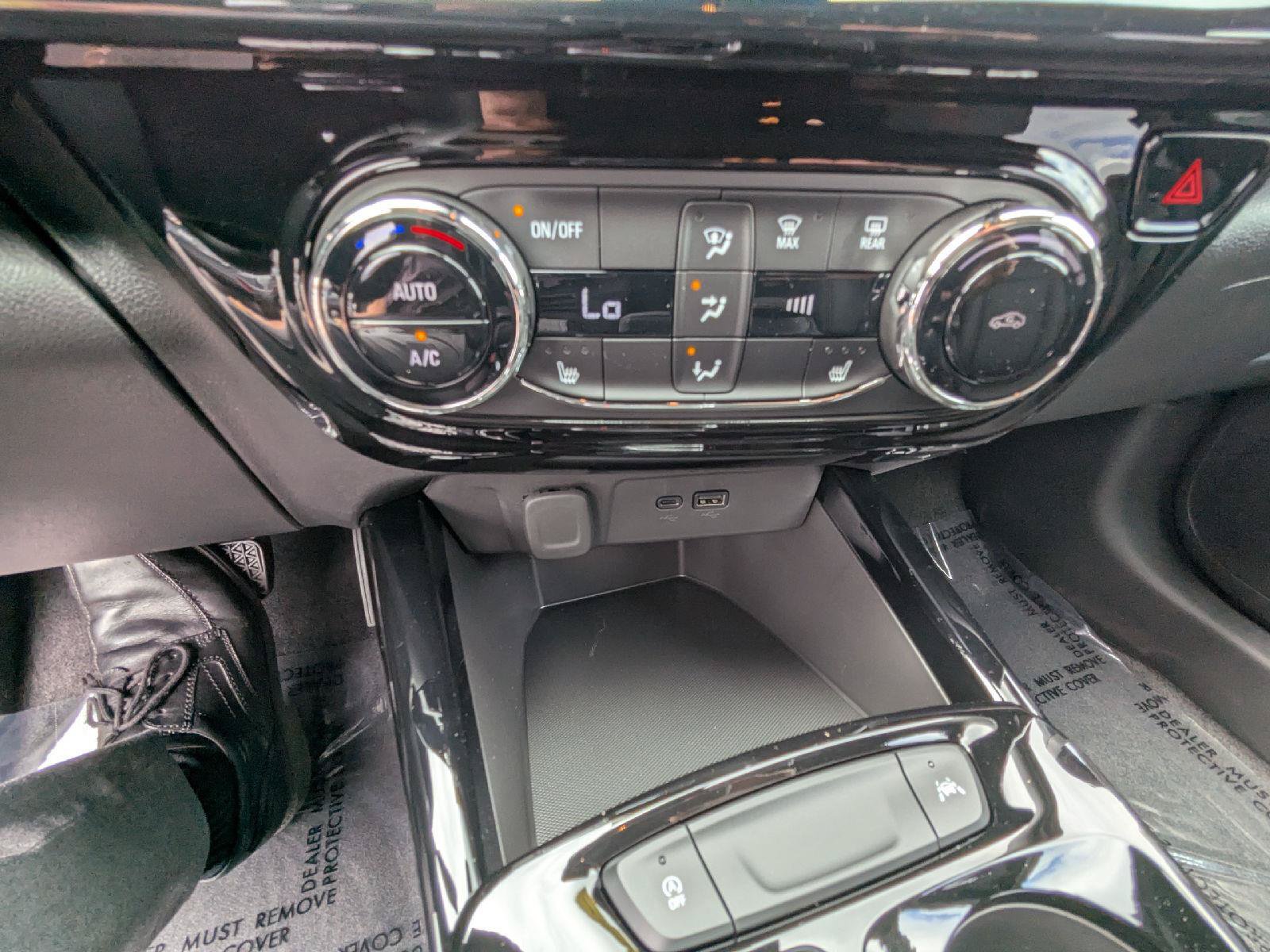 New 2026 Chevrolet Trax RS w/ Driver Confidence Package FWD image 36