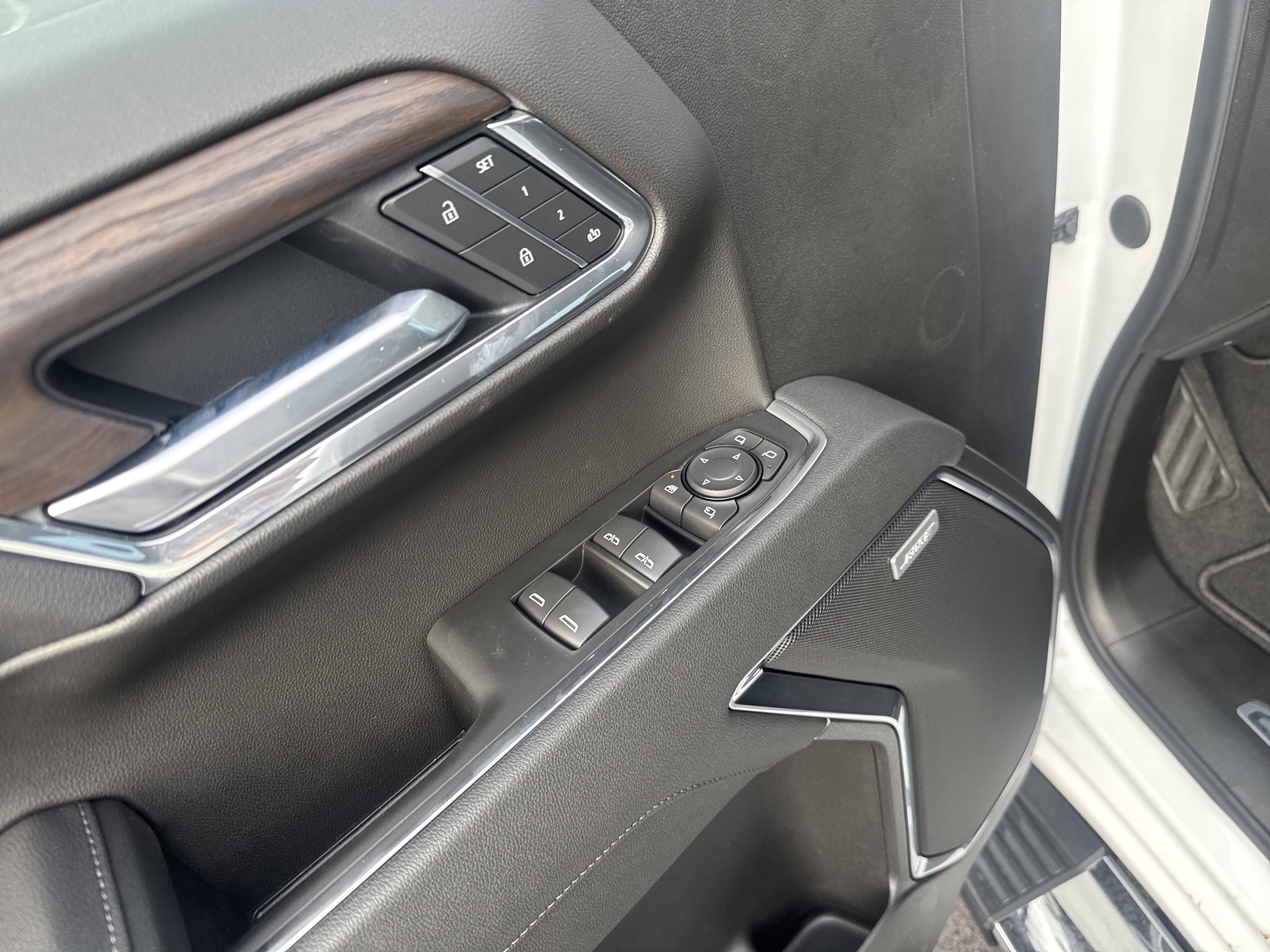 New 2026 GMC Sierra 1500 SLT w/ SLT Premium Package image 16