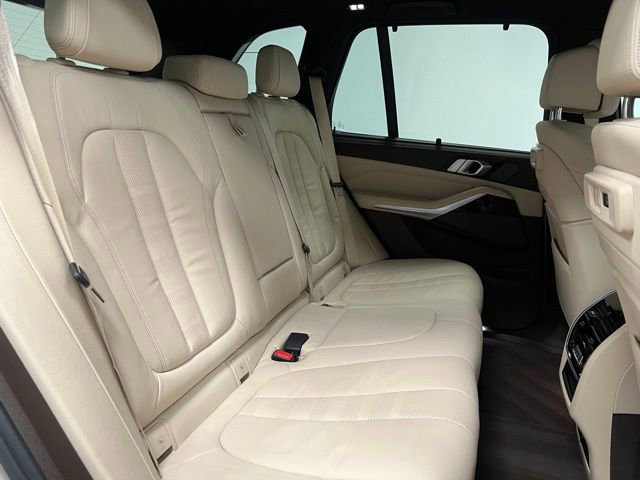 Used 2019 BMW X5 xDrive40i w/ M Sport Package image 53