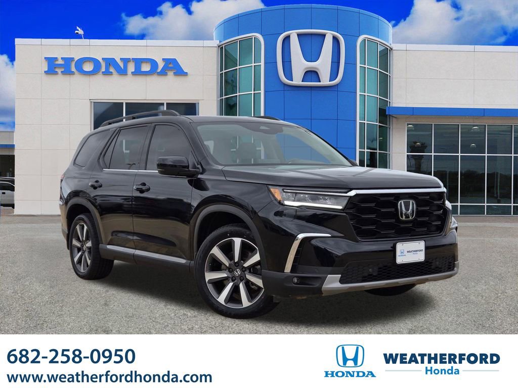 Used 2023 Honda Pilot Touring image 1