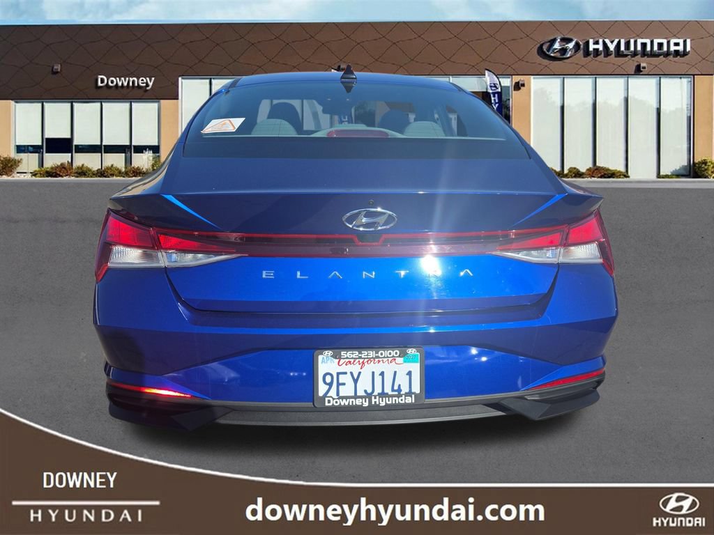 Used 2023 Hyundai Elantra SEL w/ Convenience Package FWD image 4