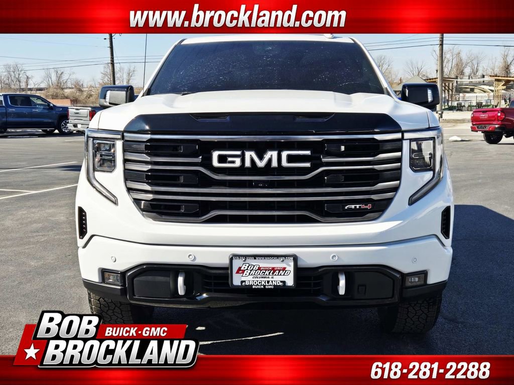 Used 2025 GMC Sierra 1500 AT4 w/ AT4 Premium Package image 8