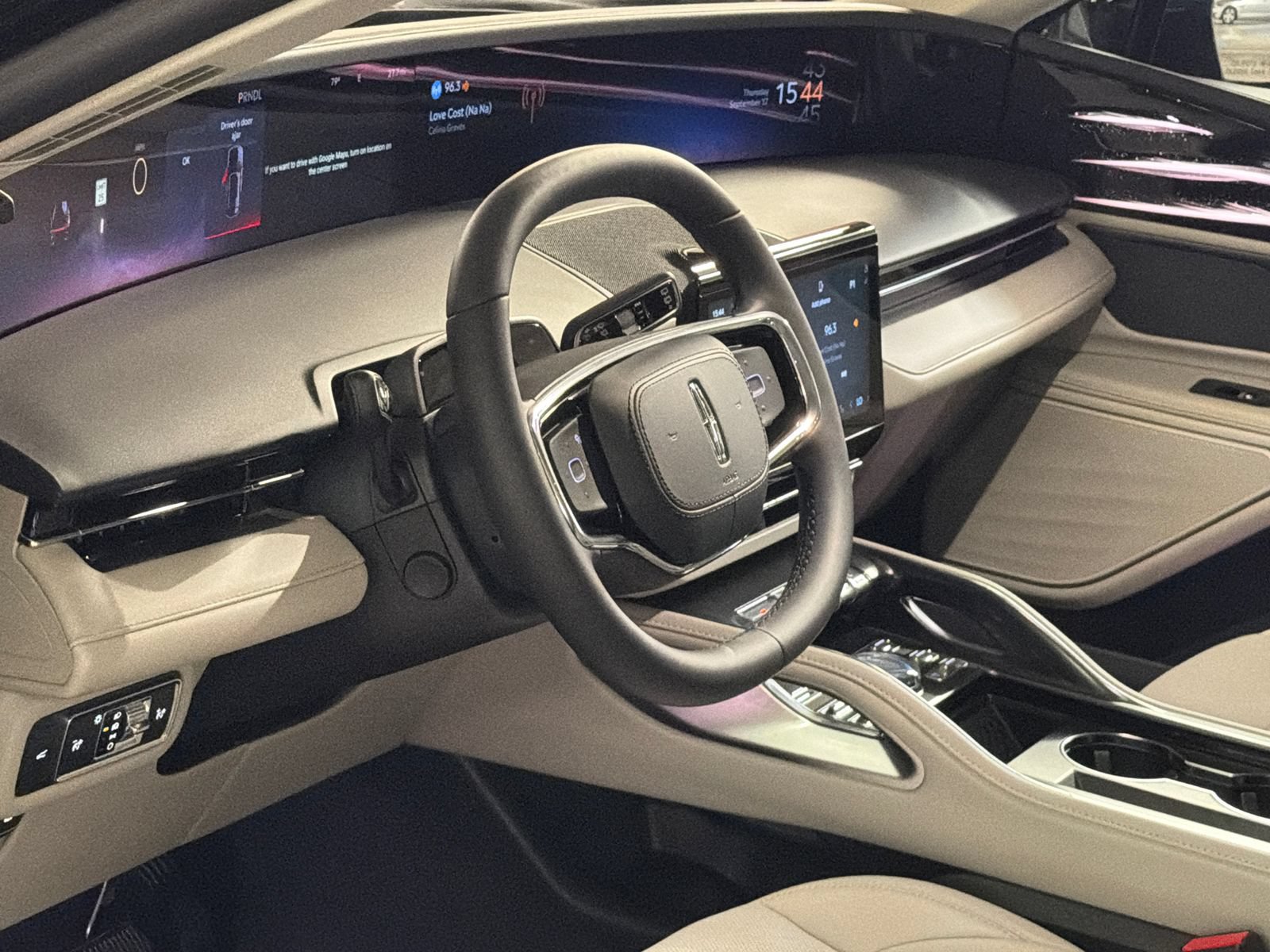New 2026 Lincoln Nautilus Premier AWD/4WD image 15