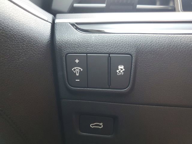 Used 2025 Kia K5 LXS image 21