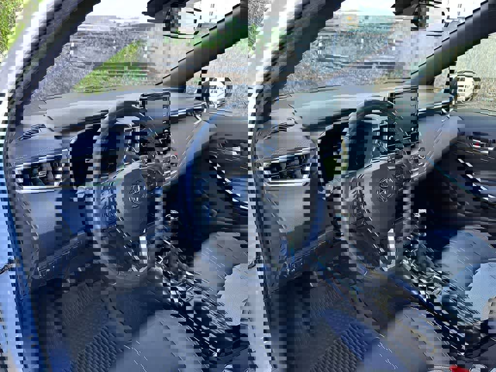 Used 2021 Toyota Corolla XSE image 2