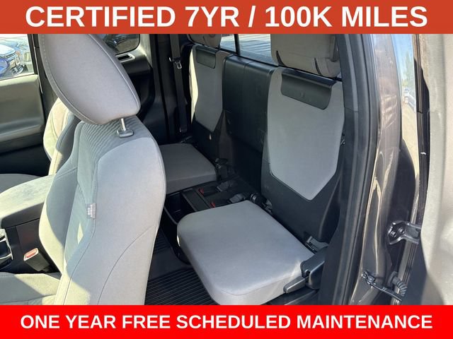 Used 2021 Toyota Tacoma SR5 AWD/4WD image 16