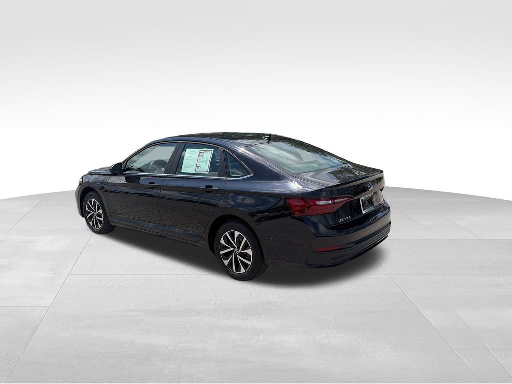 Used 2024 Volkswagen Jetta S FWD image 3
