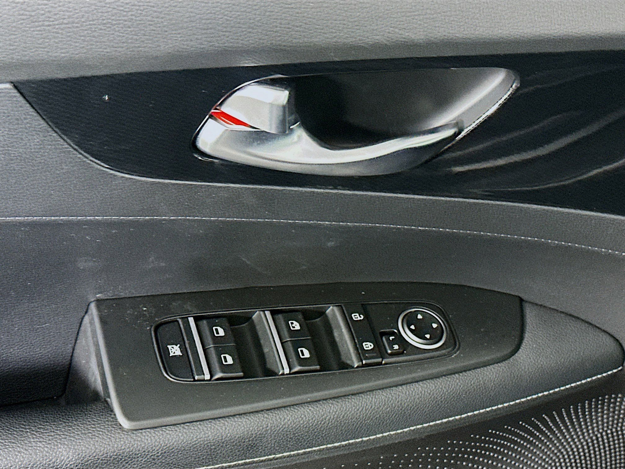 Used 2023 Kia Forte GT-Line image 15