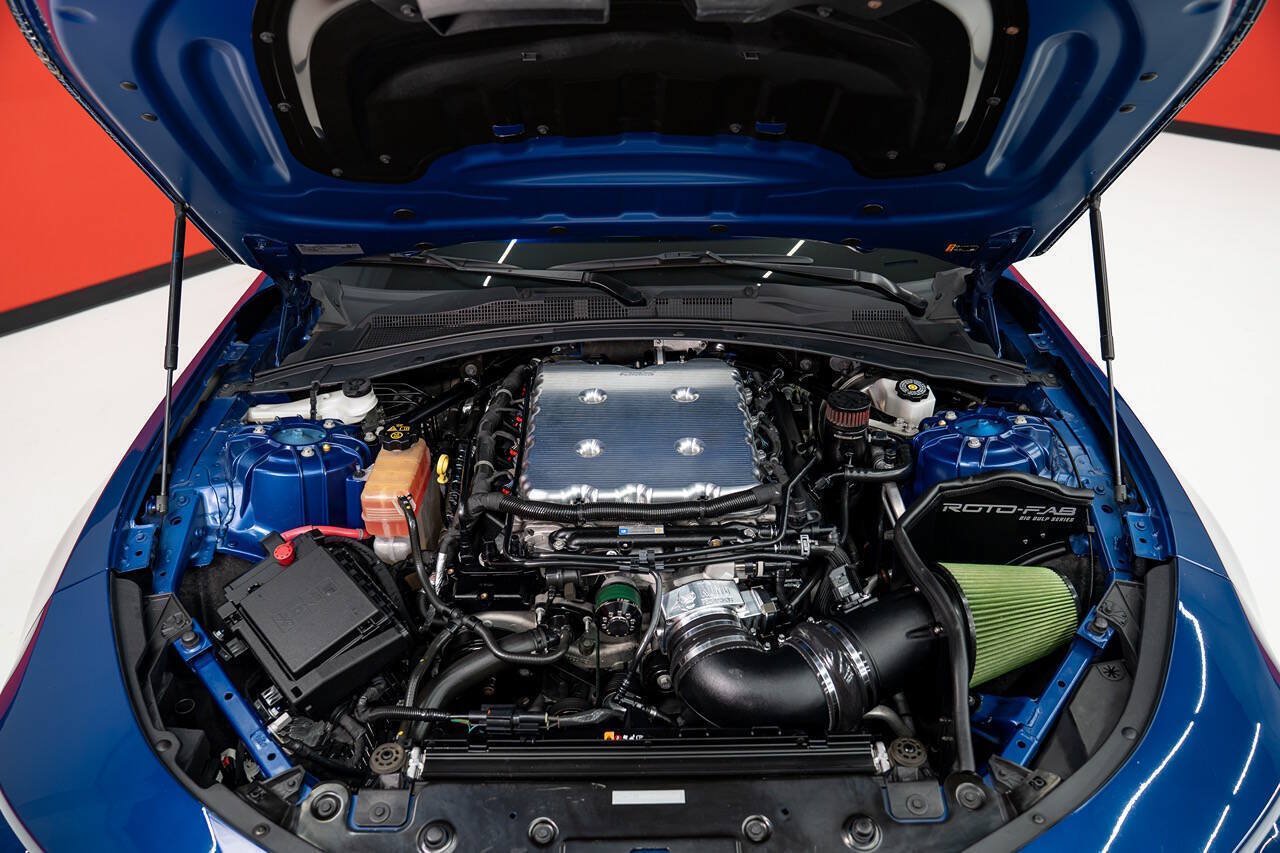 Used 2023 Chevrolet Camaro ZL1 RWD image 10
