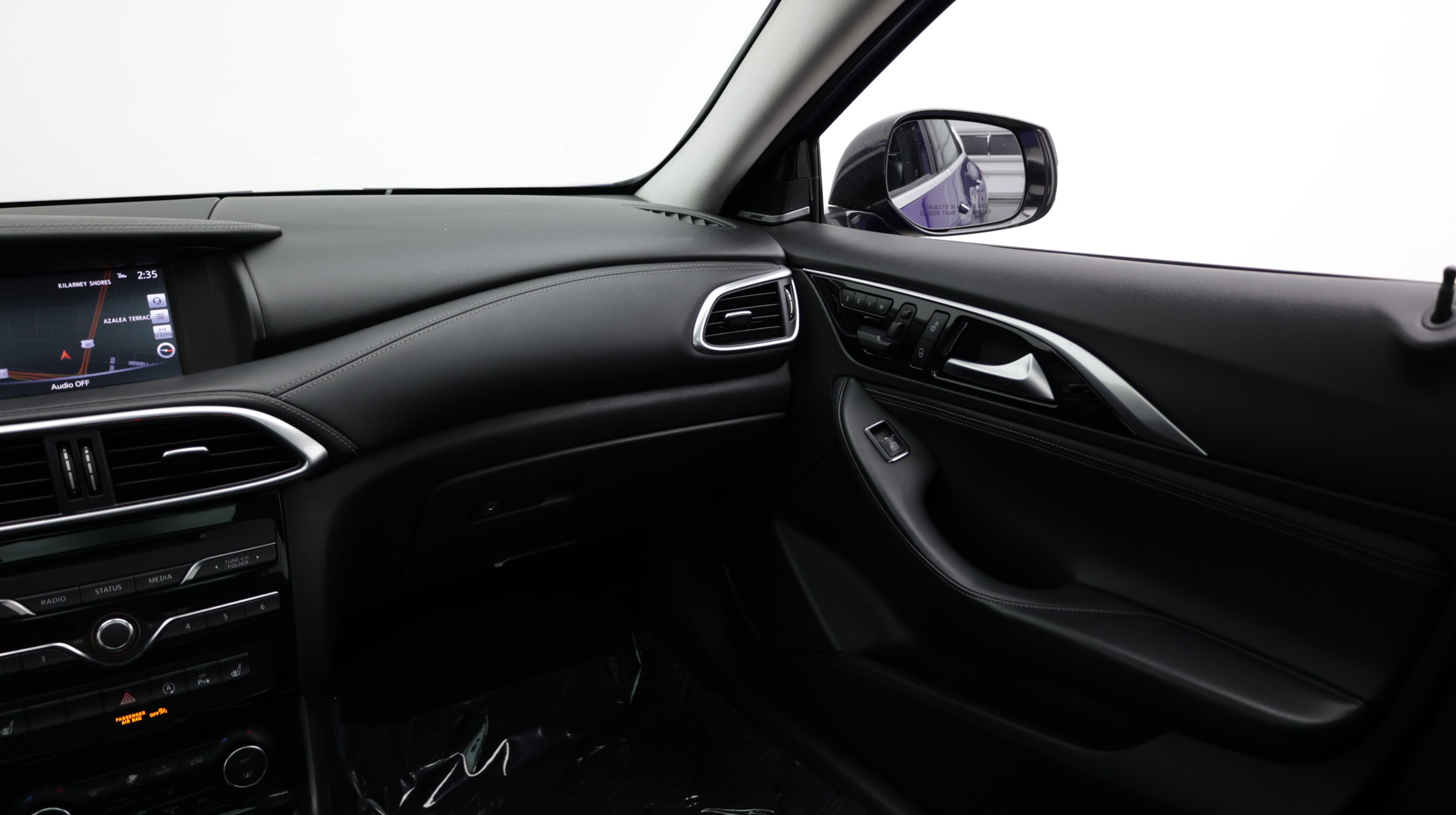 Used 2018 INFINITI QX30 Premium w/ Navigation Package FWD image 31