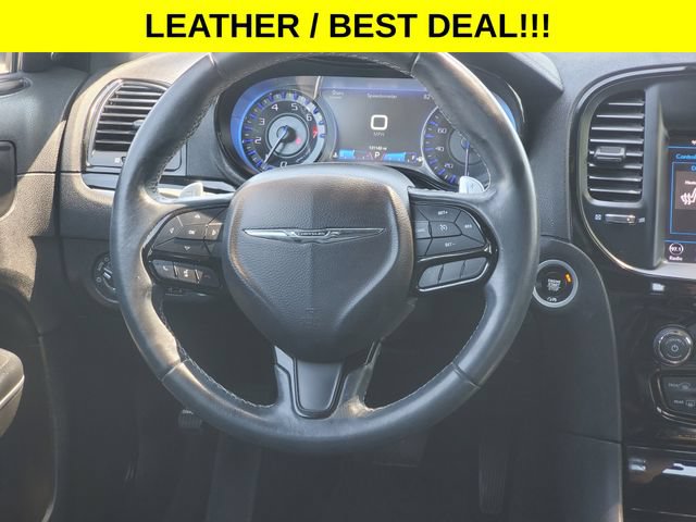 Used 2018 Chrysler 300 S RWD image 25