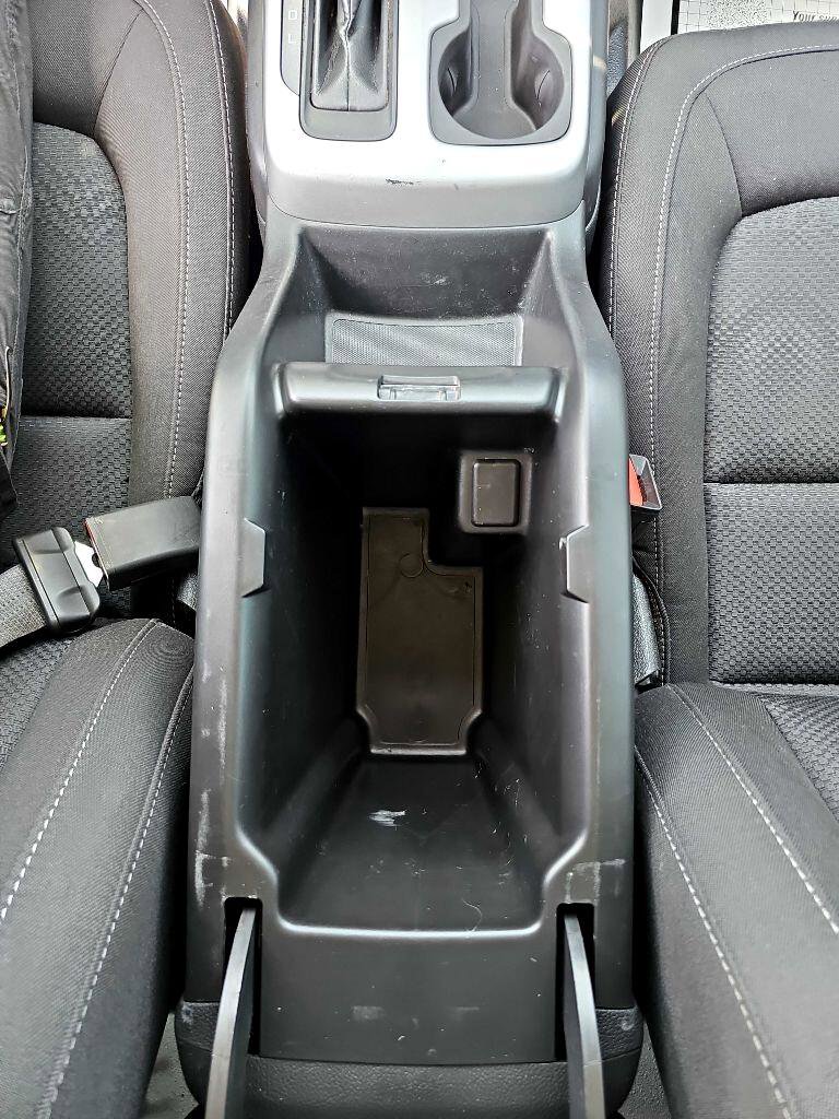 Used 2022 Chevrolet Colorado LT w/ Fleet Safety Package image 30