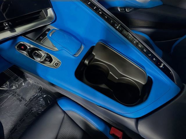 Used 2022 Chevrolet Corvette Stingray Premium Cpe w/ Z51 Performance Package RWD image 25