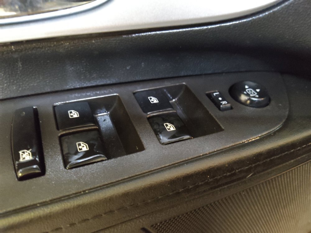 Used 2015 Chevrolet Equinox LS image 27