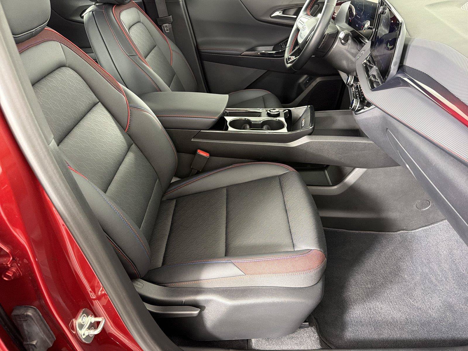 Certified 2026 Chevrolet Equinox RS FWD image 11