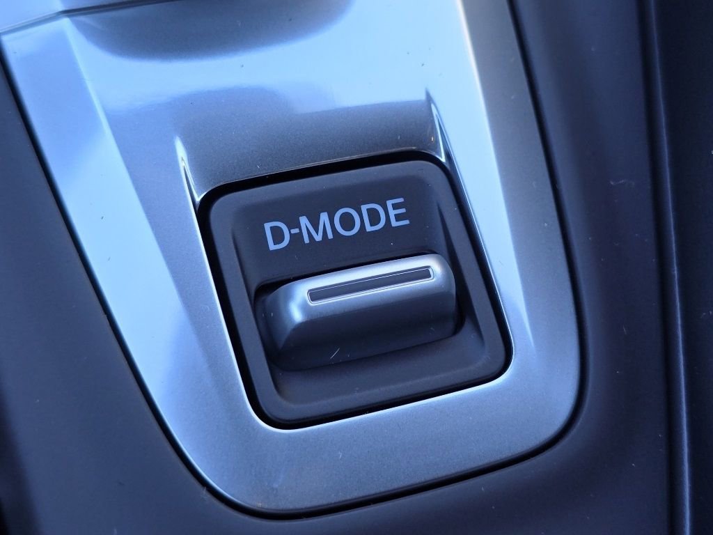 Certified 2025 INFINITI QX55 Luxe w/ Cargo Package image 9