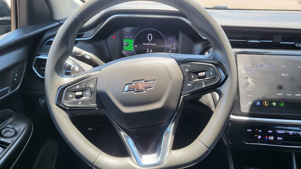 Used 2023 Chevrolet Bolt EUV LT w/ Driver Confidence Package FWD image 28