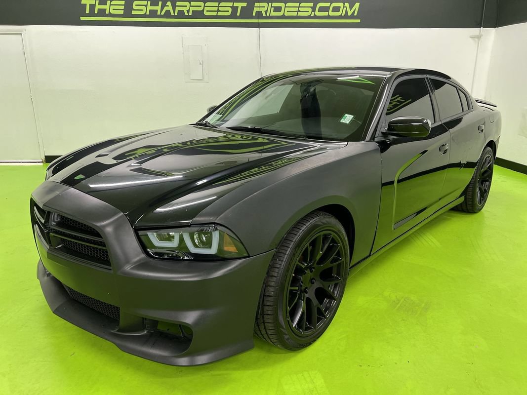 Used 2013 Dodge Charger SXT RWD image 5