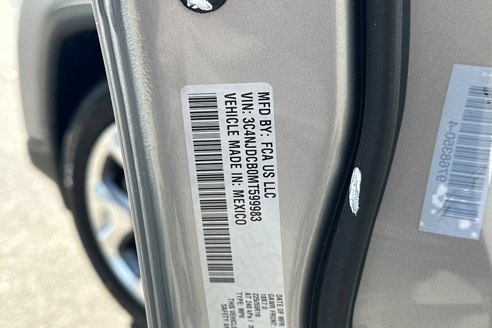 Used 2021 Jeep Compass Limited AWD/4WD image 29