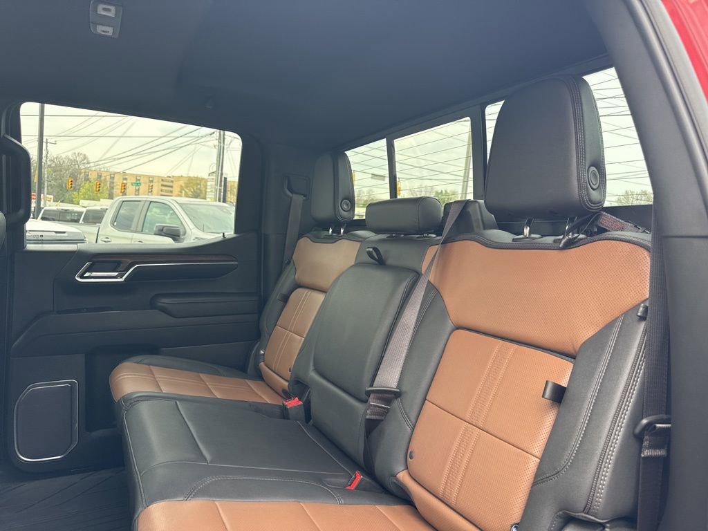 Used 2023 Chevrolet Silverado 1500 High Country w/ High Country Premium Package image 27