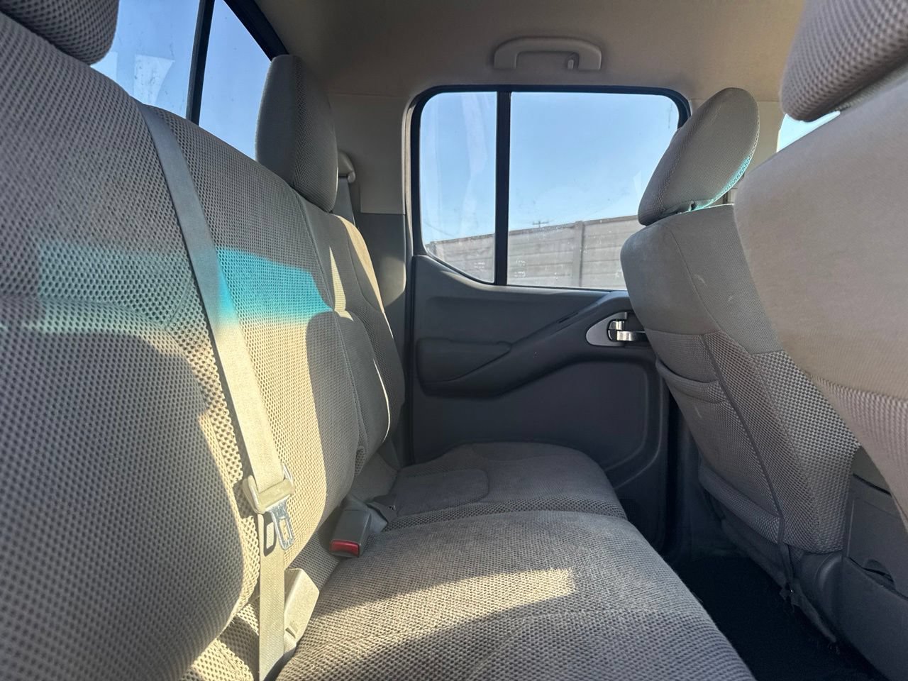 Used 2016 Nissan Frontier SV RWD image 29