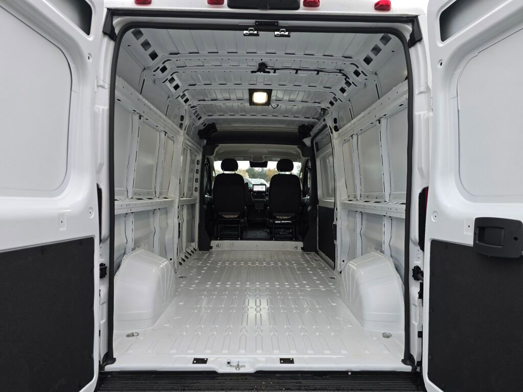New 2026 RAM ProMaster 2500 image 13