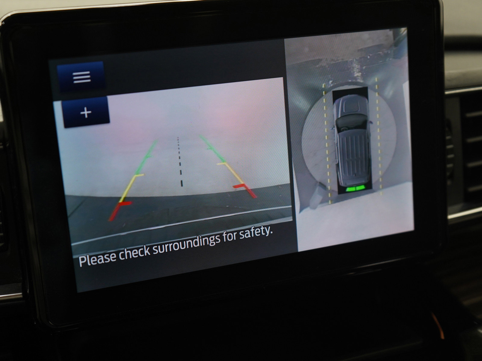 Used 2023 Ford Explorer Limited image 25