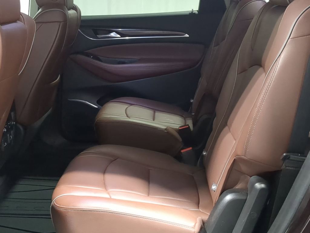 Used 2021 Buick Enclave Avenir w/ Avenir Technology Package image 34