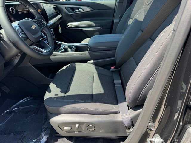 New 2026 Chevrolet Traverse LT w/ Sun and Wheel Package FWD image 13