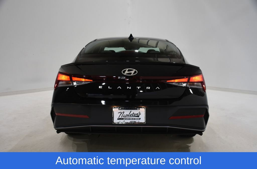 New 2026 Hyundai Elantra Sport image 5