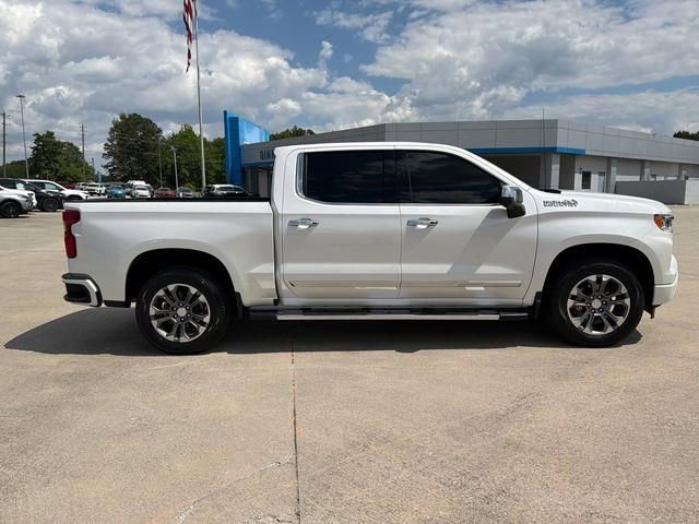 Used 2023 Chevrolet Silverado 1500 High Country w/ Technology Package RWD image 4