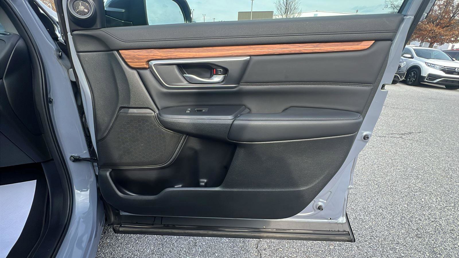 Used 2021 Honda CR-V EX-L image 12