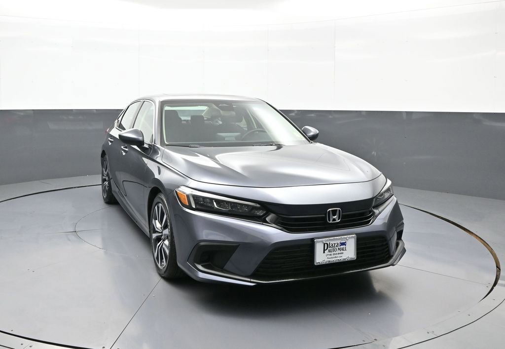 Used 2023 Honda Civic EX image 3