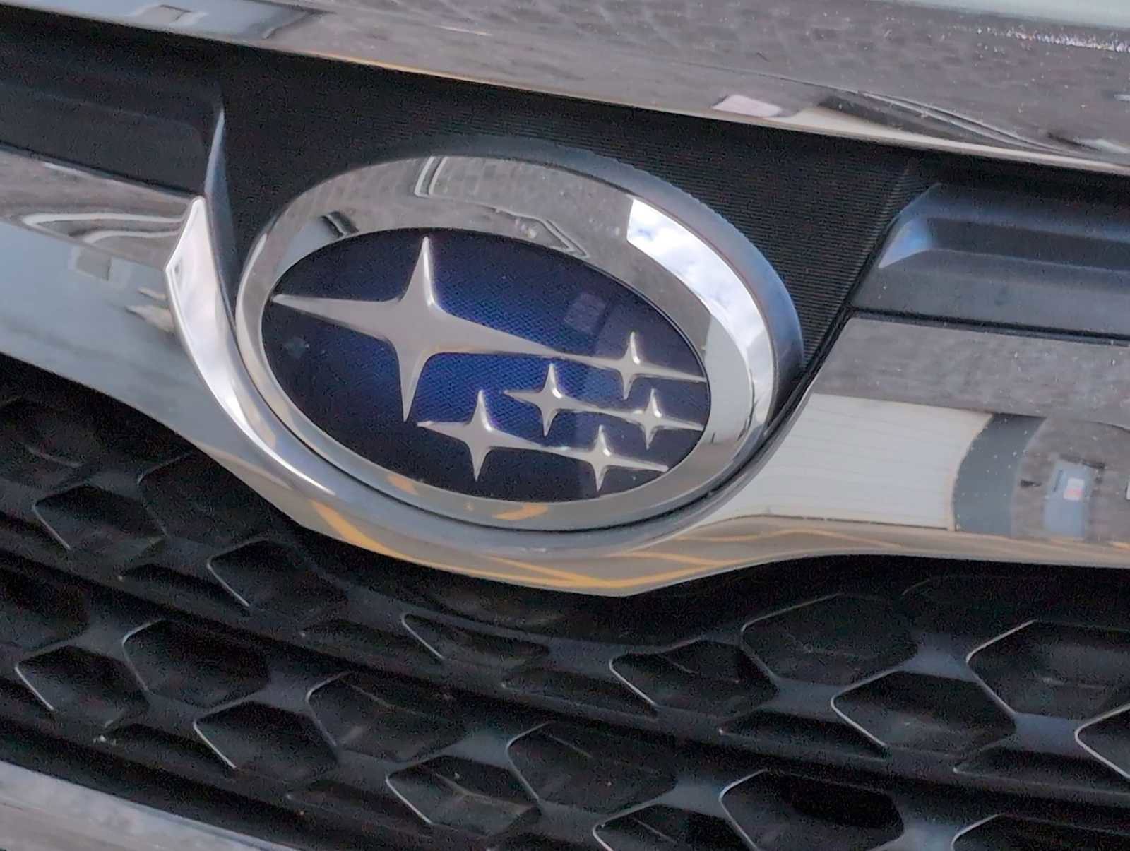 Used 2016 Subaru Forester 2.5i Touring w/ Eyesight & Navigation System AWD/4WD image 12