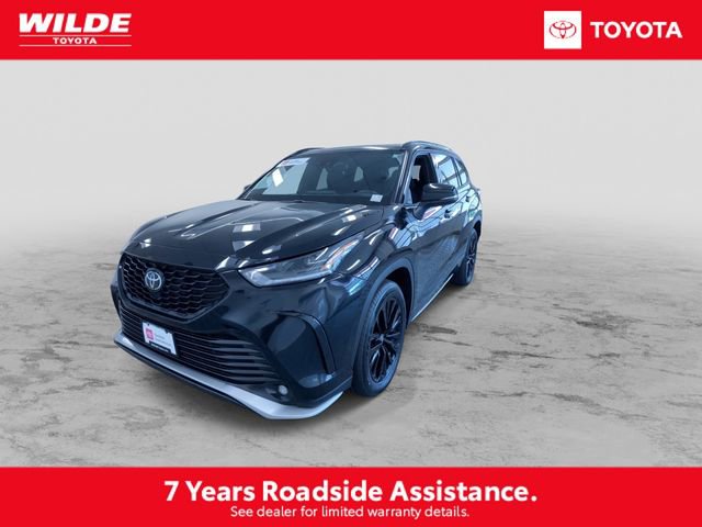 Certified 2025 Toyota Highlander XSE AWD/4WD image 5