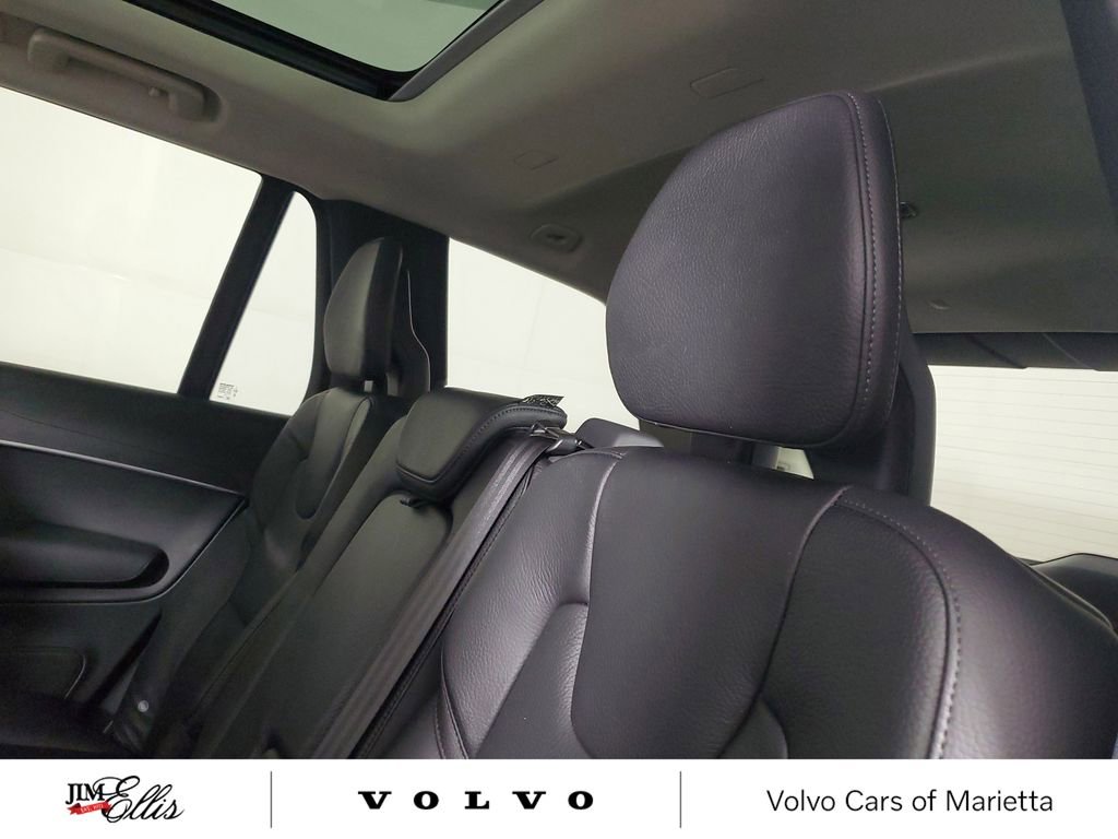 Used 2020 Volvo XC90 T6 Momentum w/ Protection Package Premier AWD/4WD image 14