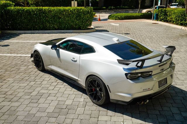 Used 2019 Chevrolet Camaro ZL1 image 21