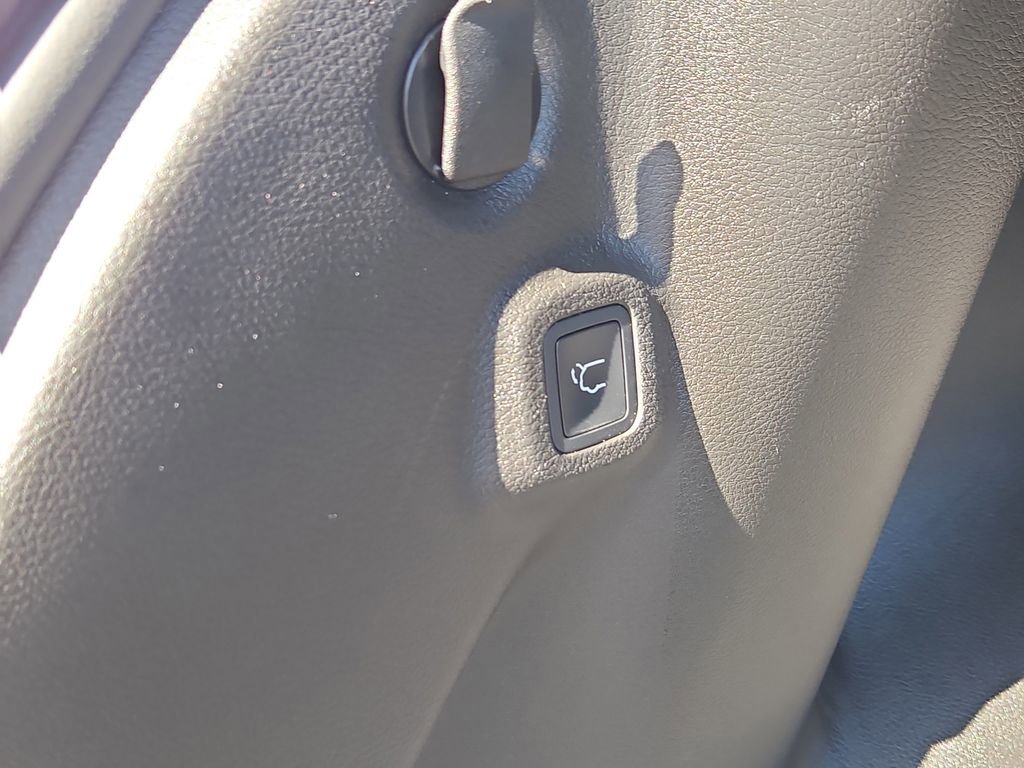 Used 2022 Jeep Compass Altitude w/ Convenience Group image 9