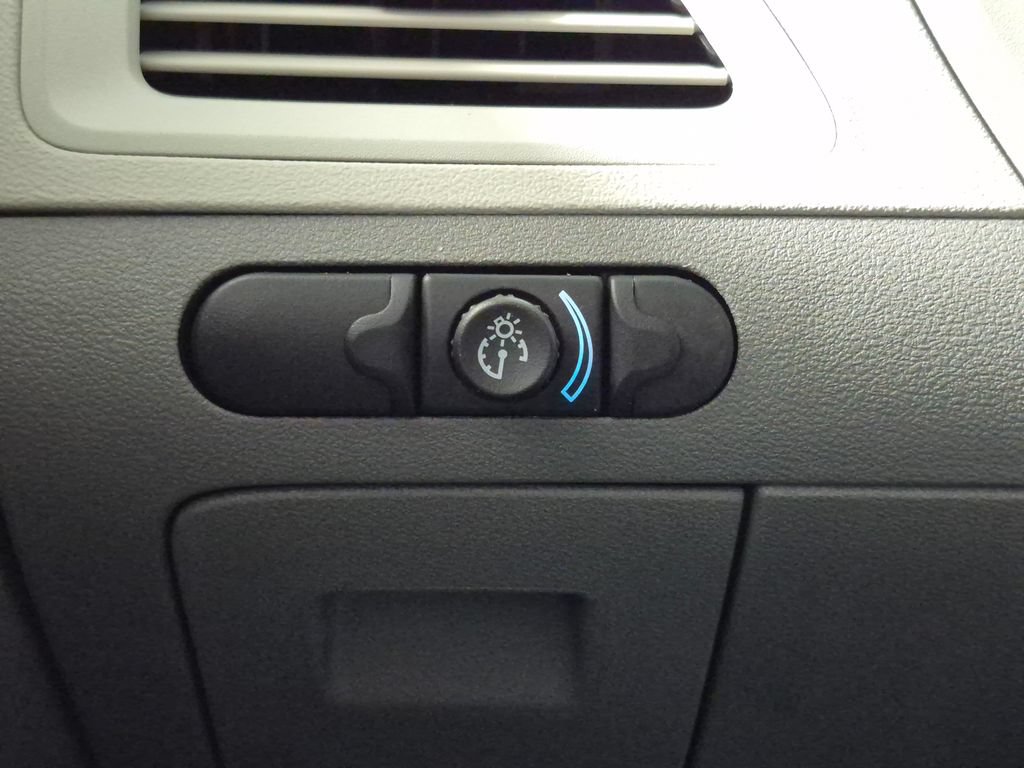 Used 2012 Chevrolet Malibu LS FWD image 17