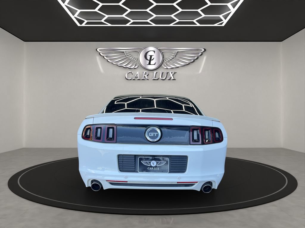 Used 2013 Ford Mustang GT RWD image 5