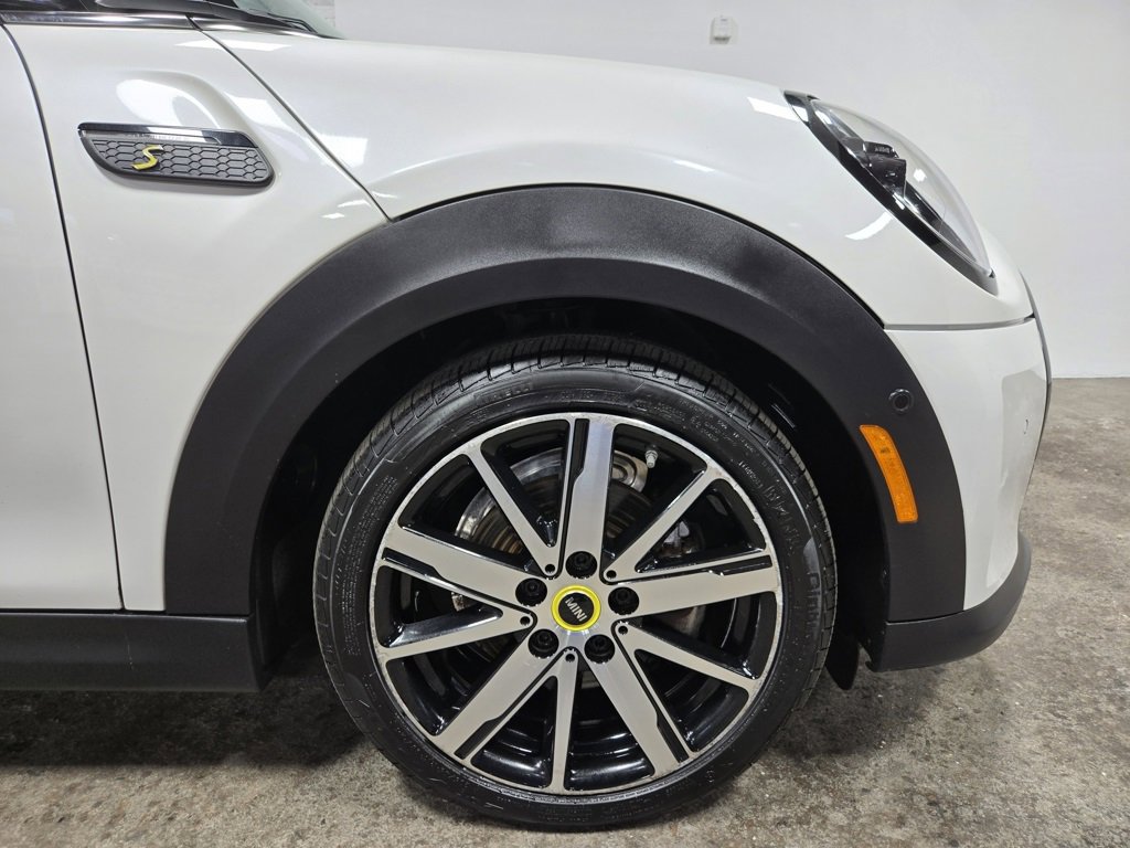Used 2024 MINI Cooper SE image 52