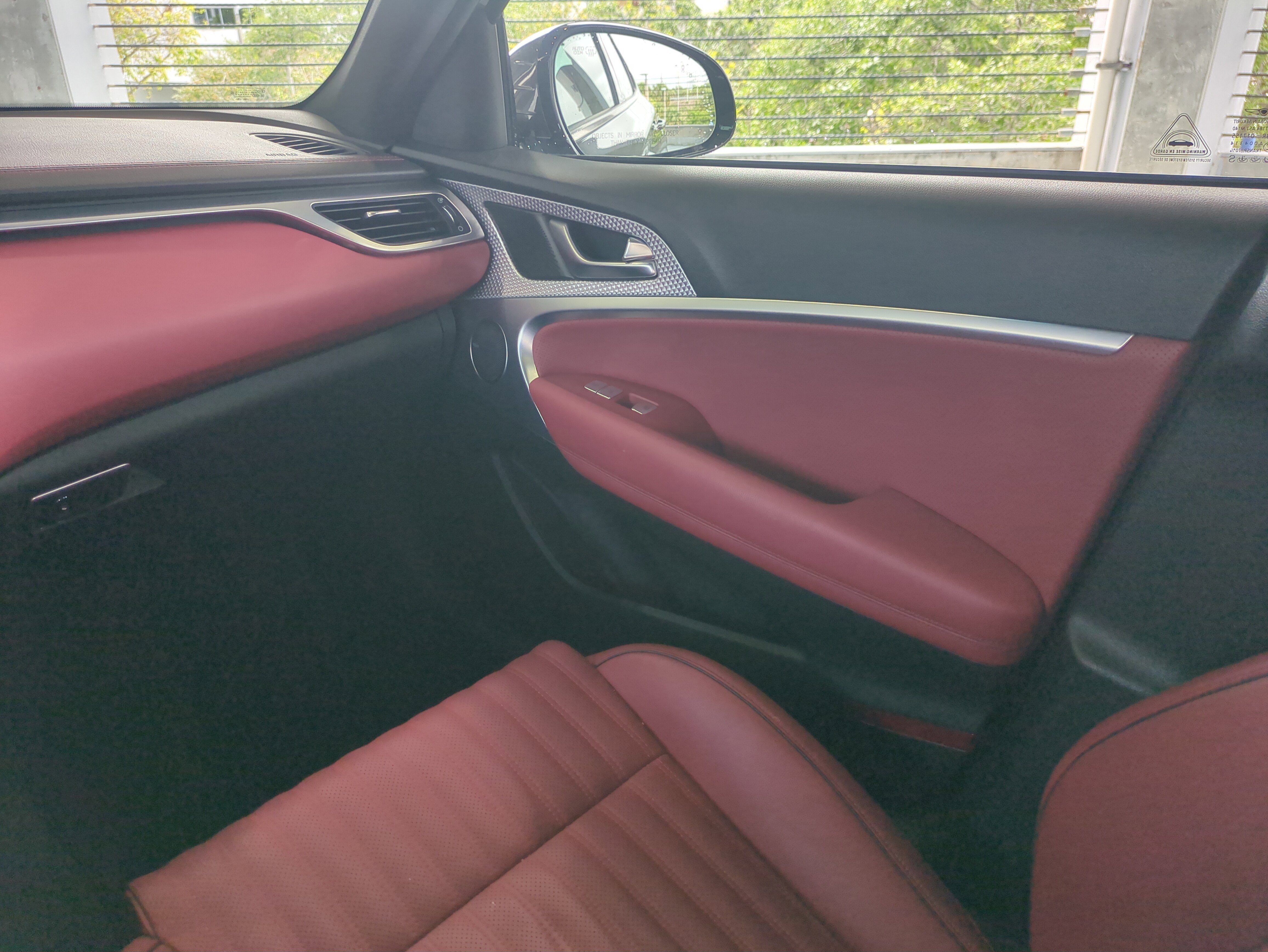 Used 2023 Genesis G70 2.0T w/ Sport Prestige Package image 16