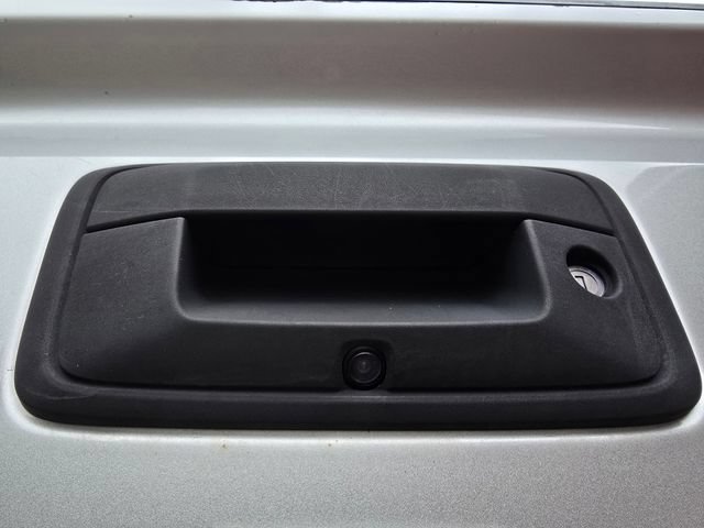 Used 2015 Chevrolet Silverado 2500 LT w/ LT Convenience Package AWD/4WD image 9